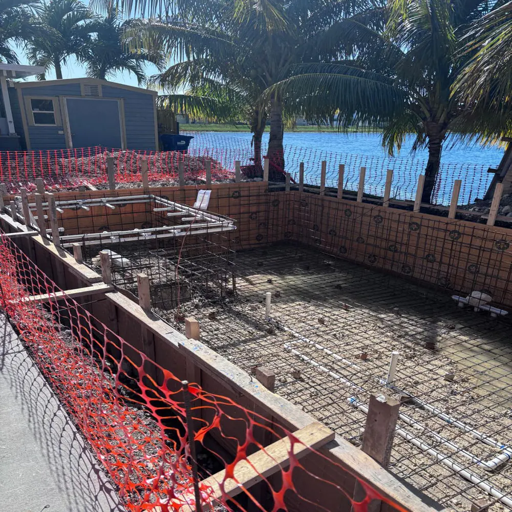 Rebar grid for a pool shell